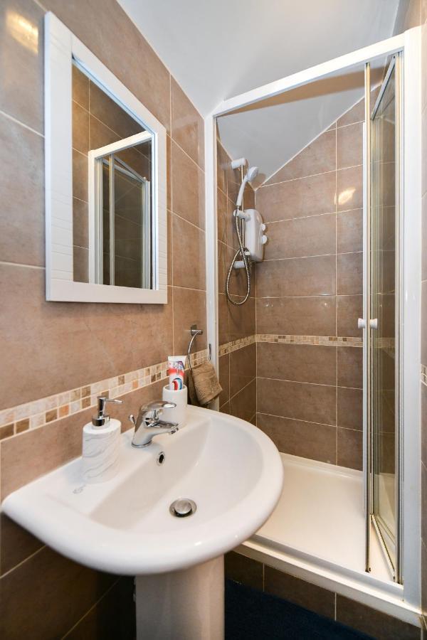 Beautiful Accommodation Near Reading City Centre 外观 照片